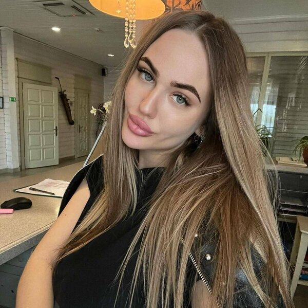 Путана Алина Шатенка c 3 размером груди у метро Спортивная Санкт-Петербург Фото - 2